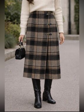 Jones Wear Vintage Brown Tan Plaid Wool Buckle Detail Classical Midi Skirt 12?